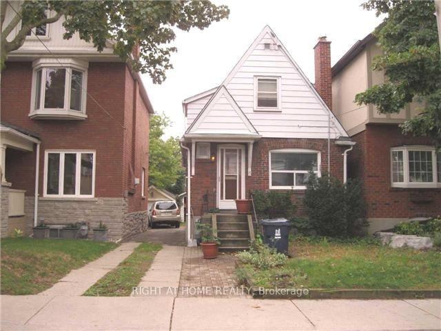 37-deforest-road-toronto-ontario-w13239180