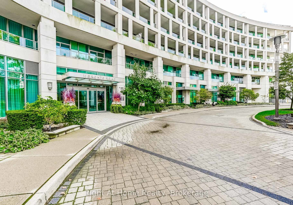 11-bronte-road-oakville-ontario-w13239296