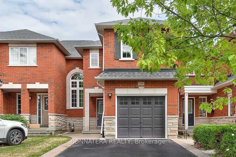 2399-newcastle-crescent-oakville-ontario-w13239314