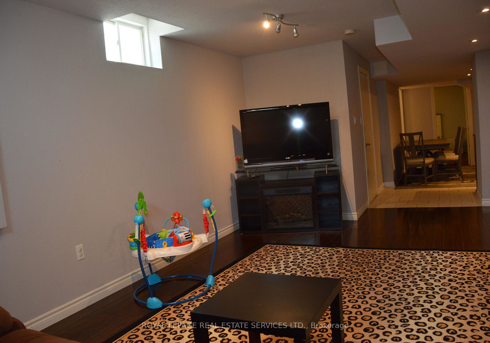 2692-north-ridge-trail-oakville-ontario-w13239356