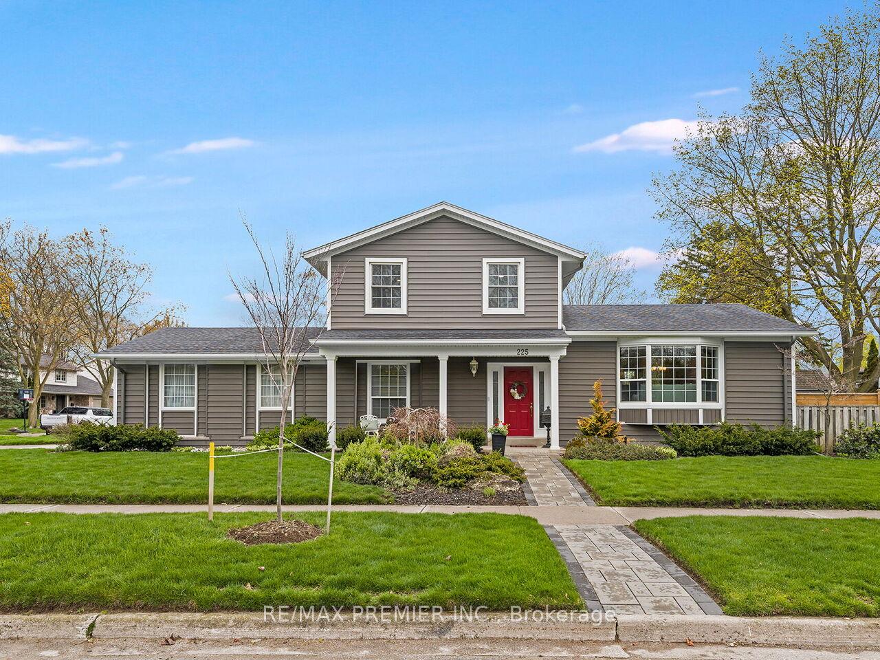 225-juniper-avenue-burlington-ontario-w13239716