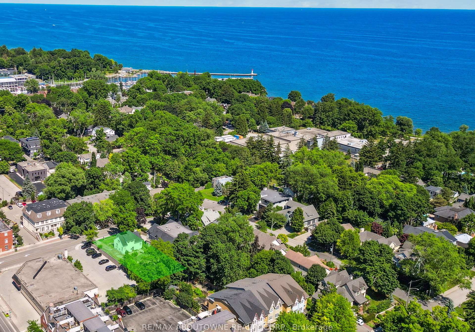 86-kerr-street-oakville-ontario-w13239788