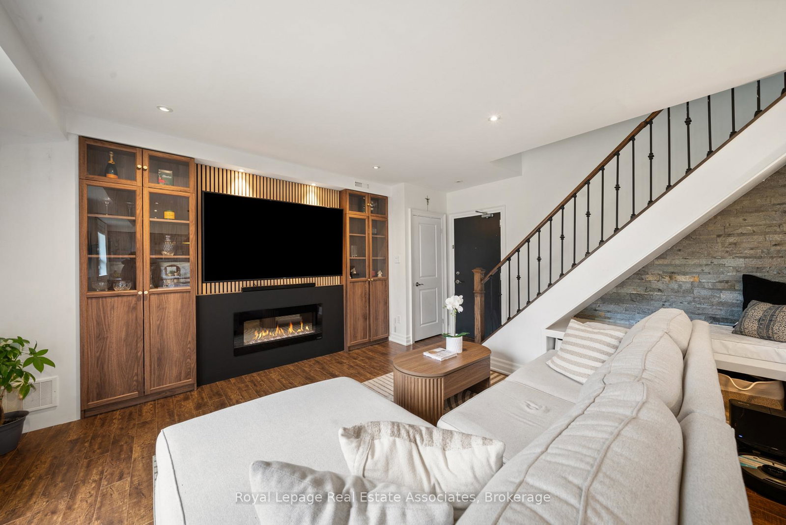 469-claridge-road-burlington-ontario-w13239922
