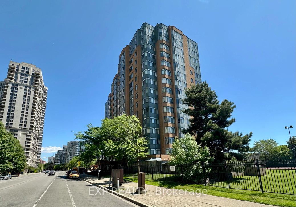 300-webb-drive-mississauga-ontario-w13240288