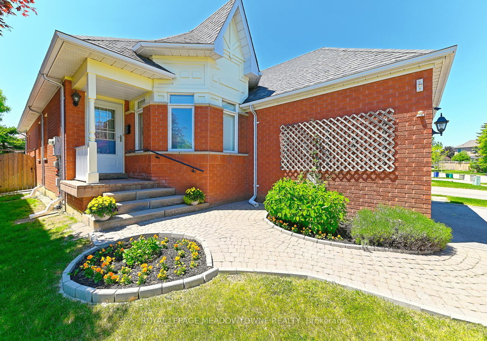 16-harrop-avenue-halton-hills-ontario-w13240292
