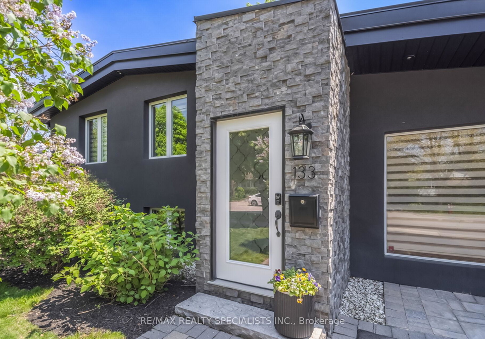133-eldomar-avenue-brampton-ontario-w13240296