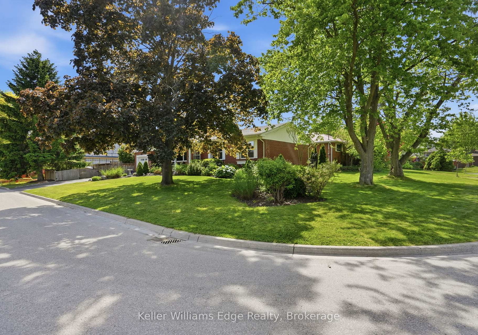 3039-briarwood-crescent-burlington-ontario-w13240322
