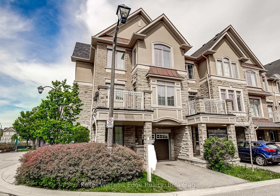 24greenwich-drive-oakville-ontario-w13240356