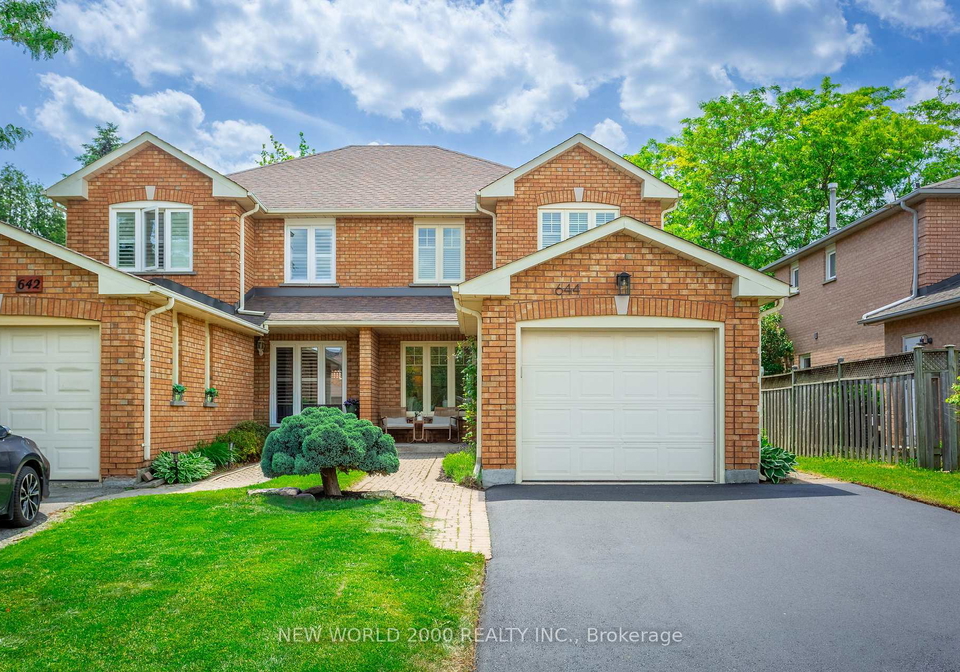 644-amelia-crescent-burlington-ontario-w13240424