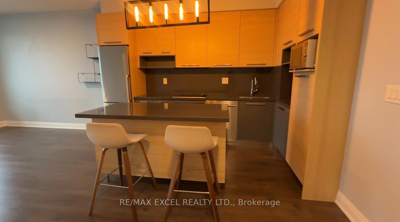 36-park-lawn-road-etobicoke-ontario-w13240480
