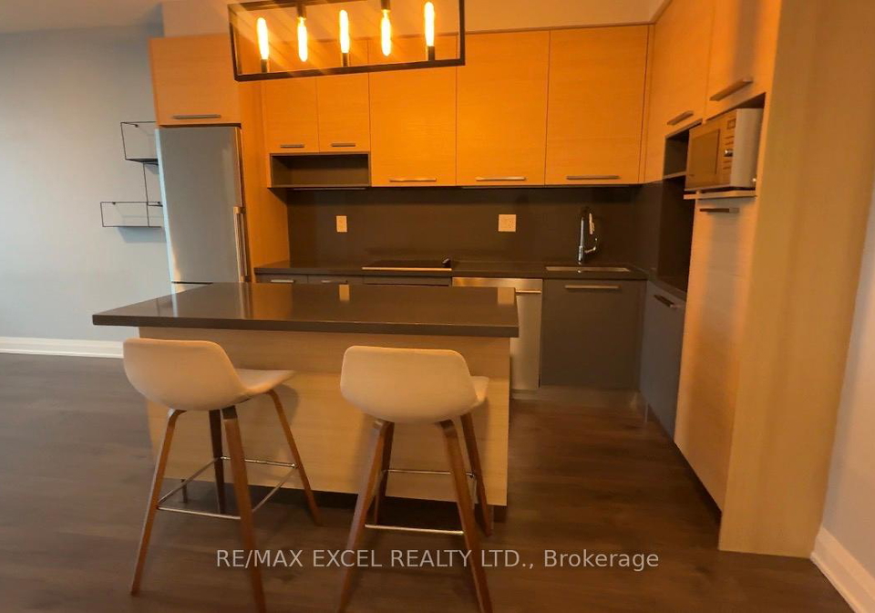 36-park-lawn-road-etobicoke-ontario-w13240480
