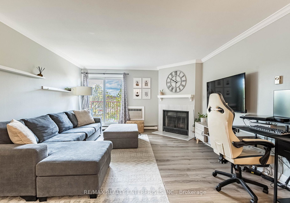 1508-pilgrims-way-oakville-ontario-w13240642