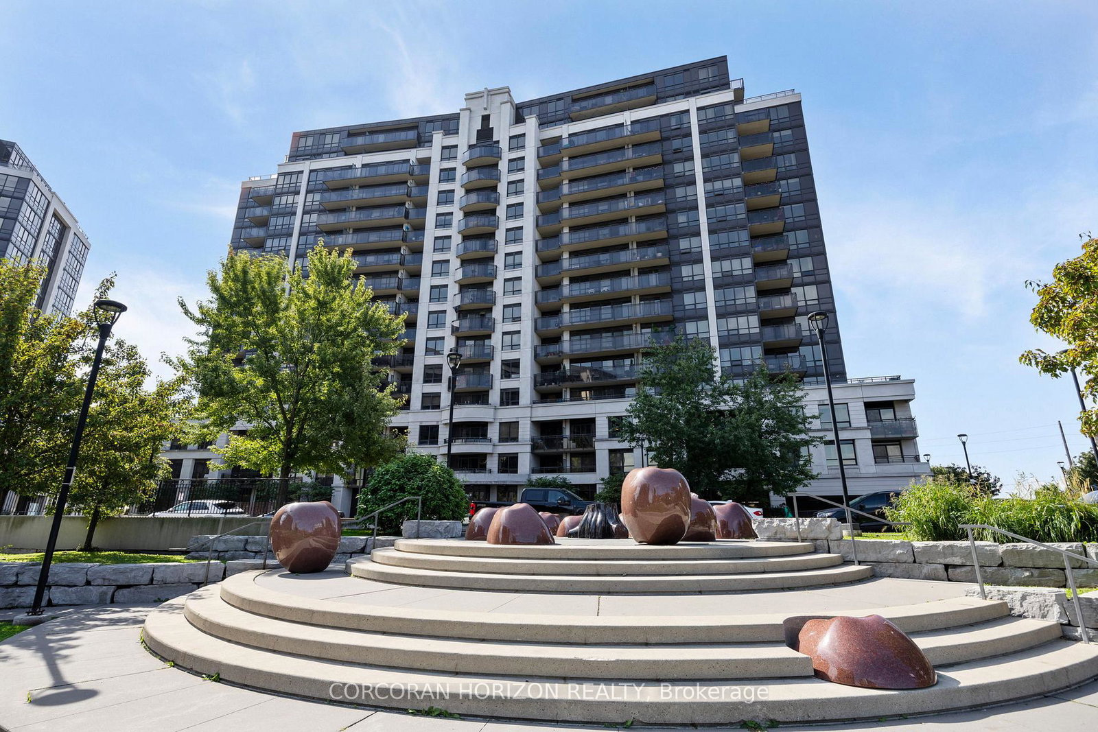 1070-sheppard-avenue-w-york-ontario-w13240646