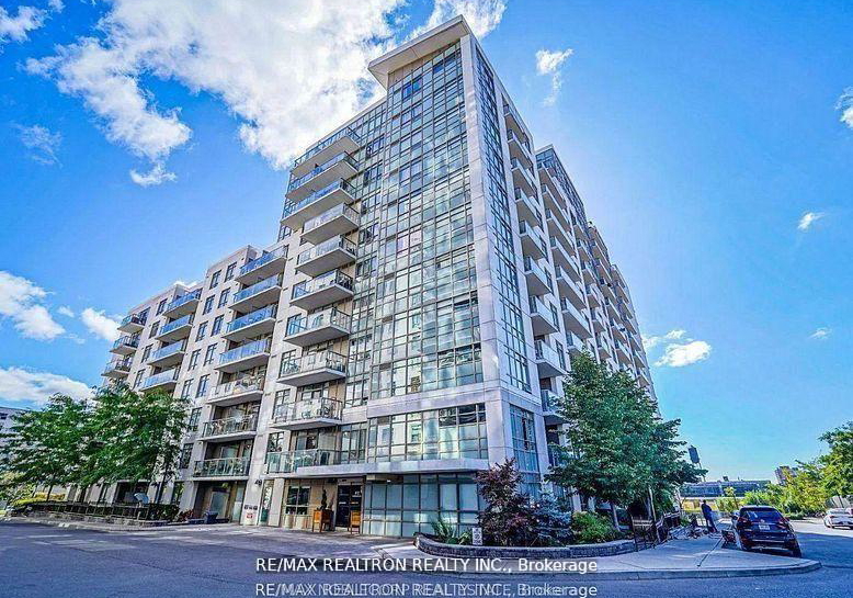 812-lansdowne-avenue-toronto-ontario-w13240678