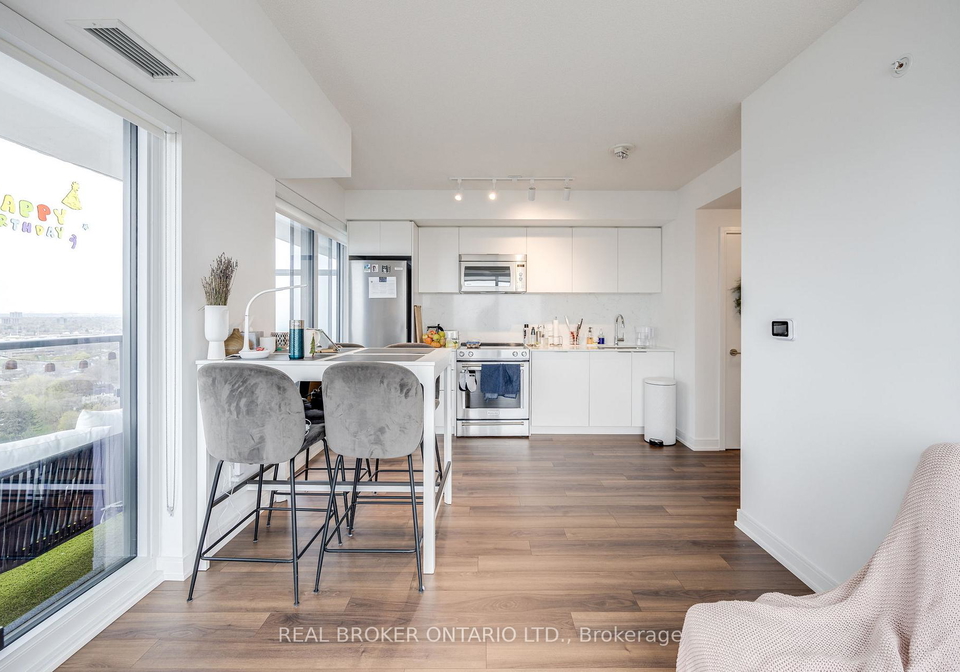 30-samuel-wood-way-etobicoke-ontario-w13240730