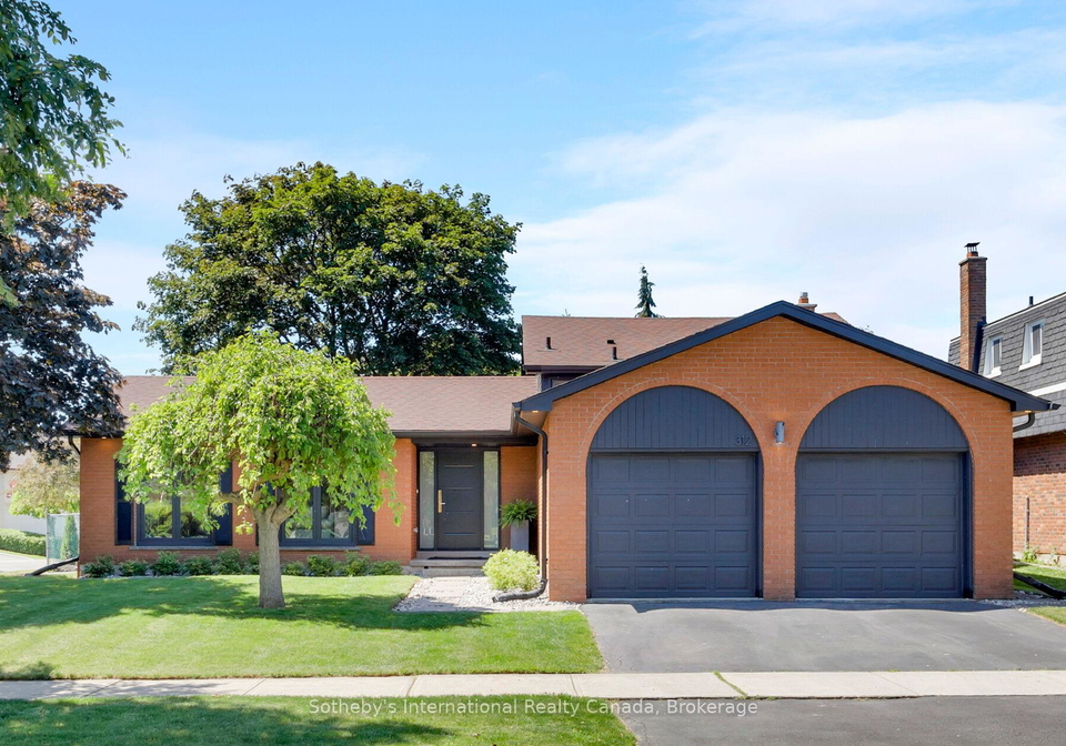 312-pinegrove-road-oakville-ontario-w13240876