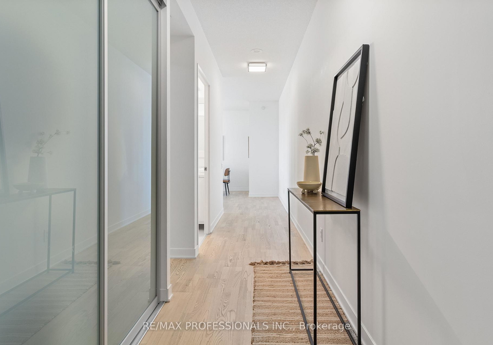 90-park-lawn-road-etobicoke-ontario-w13240990