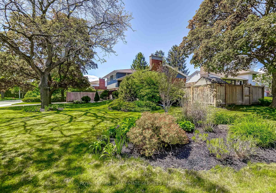 351-strathcona-drive-burlington-ontario-w13241052