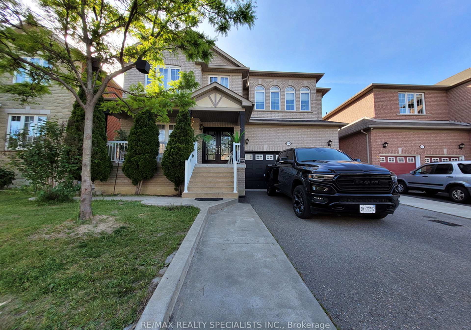 24-blazing-star-drive-brampton-ontario-w13241072