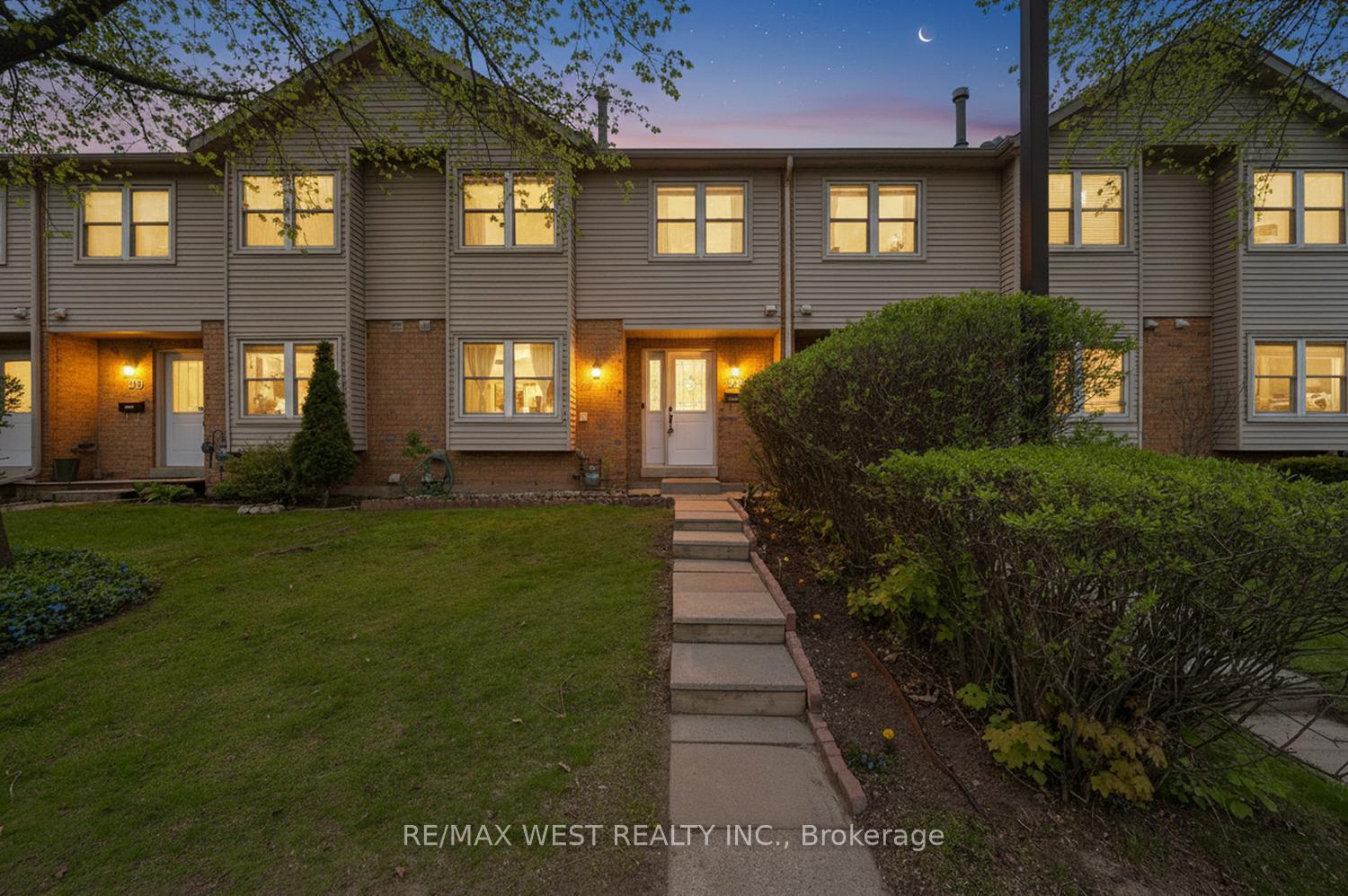 2065-amherst-heights-court-burlington-ontario-w13241216