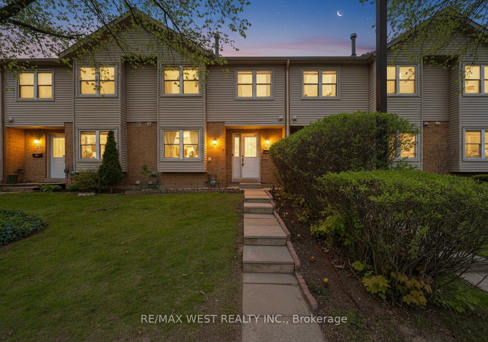 2065-amherst-heights-court-burlington-ontario-w13241216