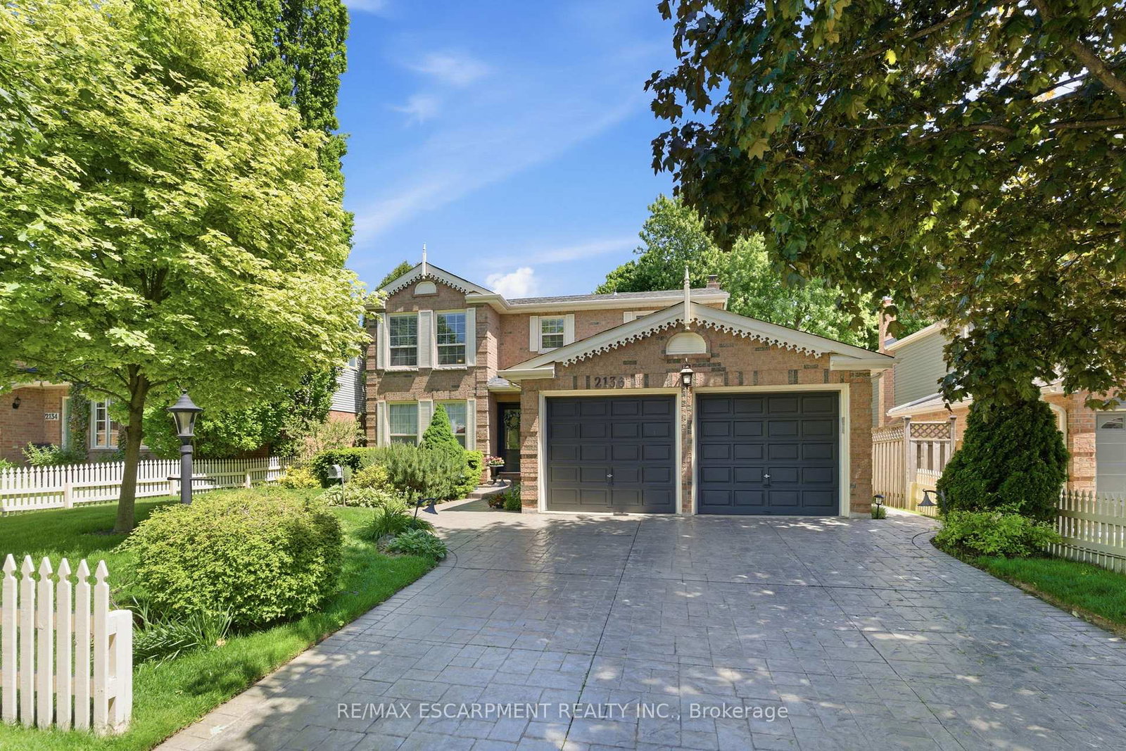2136-winding-way-burlington-ontario-w13241262