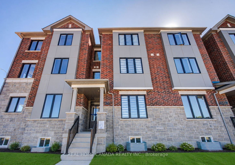 3326-dove-drive-oakville-ontario-w13241474