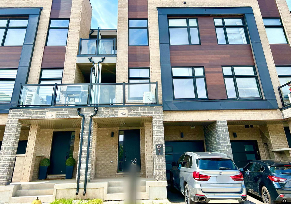 2540-littlefield-crescent-oakville-ontario-w13241784