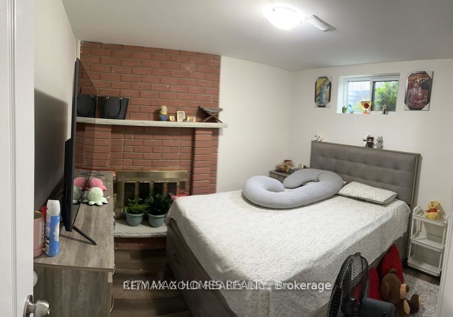 5-scarlett-drive-brampton-ontario-w13242086