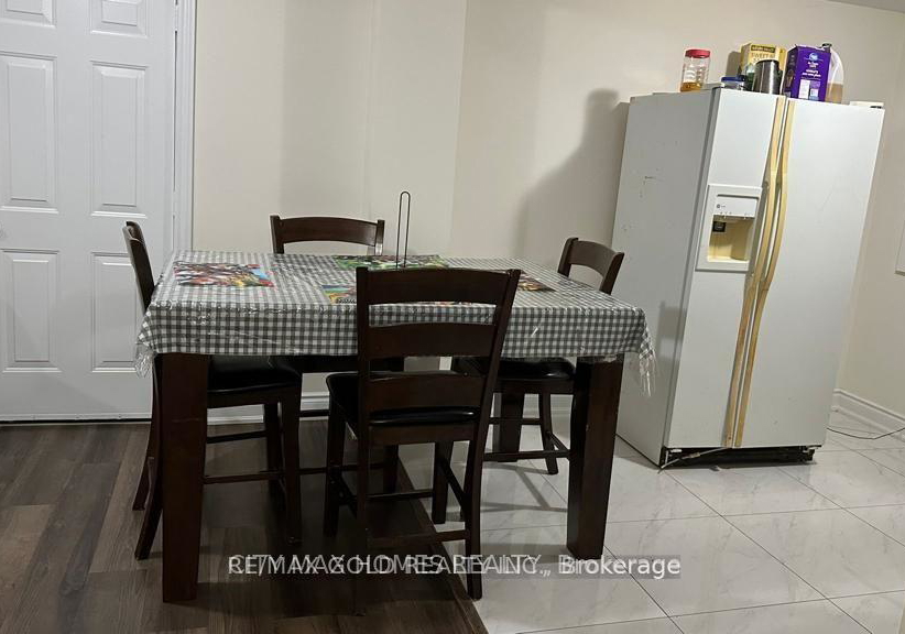5-scarlett-drive-brampton-ontario-w13242086