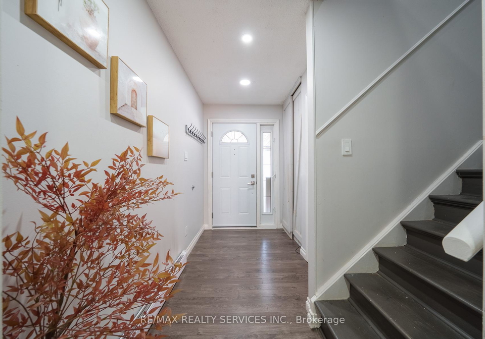 5009-pinedale-avenue-burlington-ontario-w13242096
