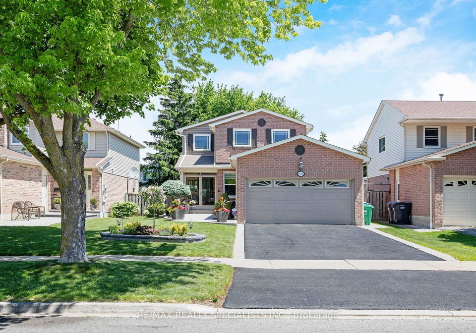 6181-millers-grove-mississauga-ontario-w13242202