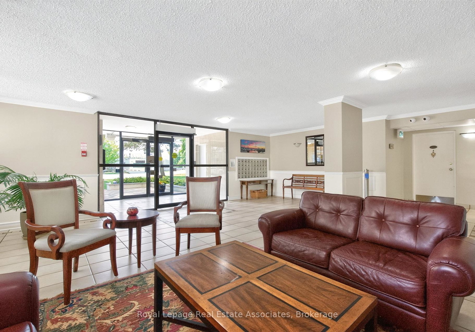 39-stavebank-road-w-mississauga-ontario-w13242238