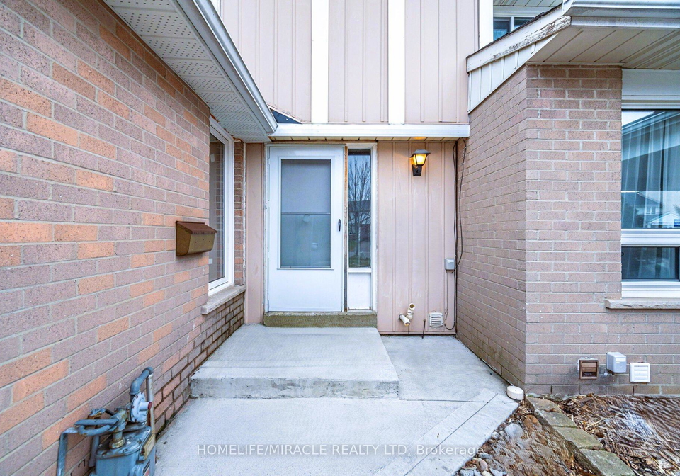 62-elmvale-avenue-brampton-ontario-w13242250