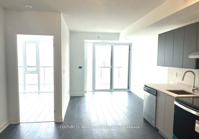 3200-dakota-common-burlington-ontario-w13242538