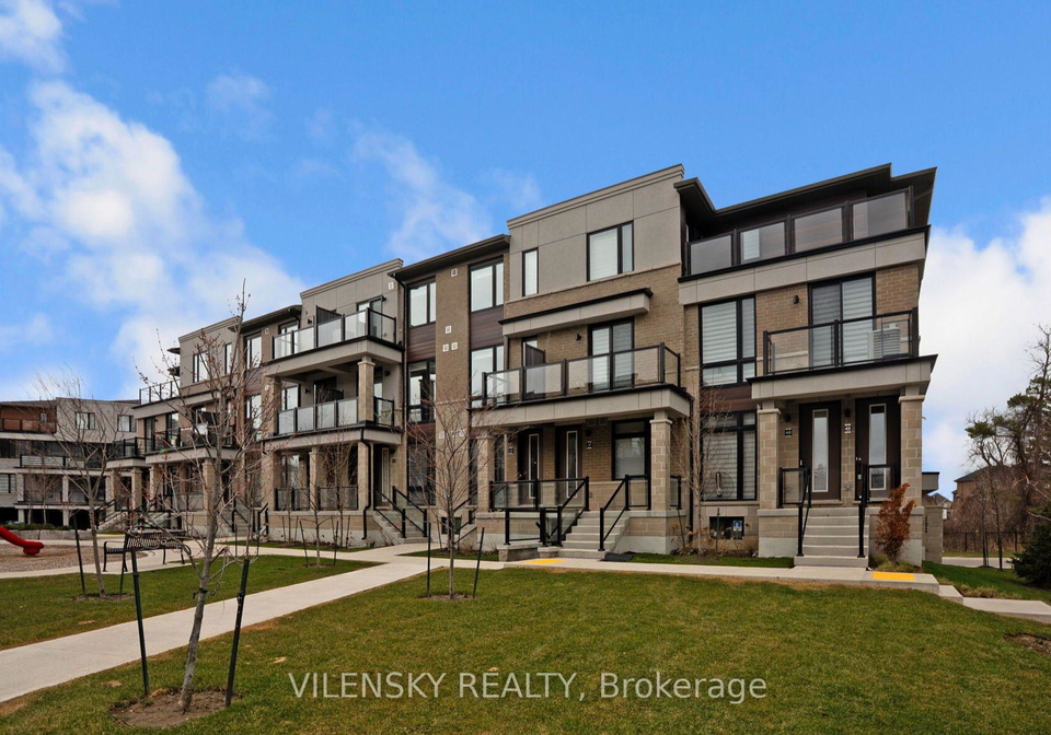 45-knotsberry-circle-brampton-ontario-w13242584