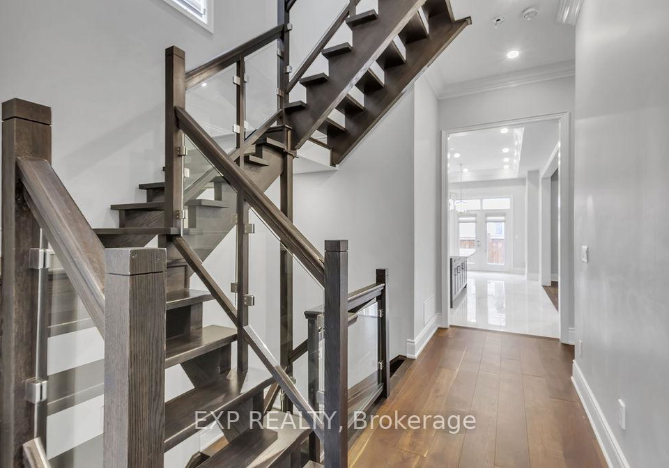 101-threshing-mill-boulevard-oakville-ontario-w13242674