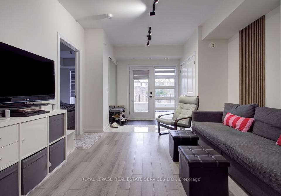349-wheat-boom-drive-e-oakville-ontario-w13242696