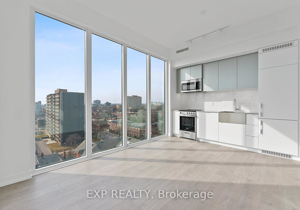270-dufferin-street-toronto-ontario-w13242712