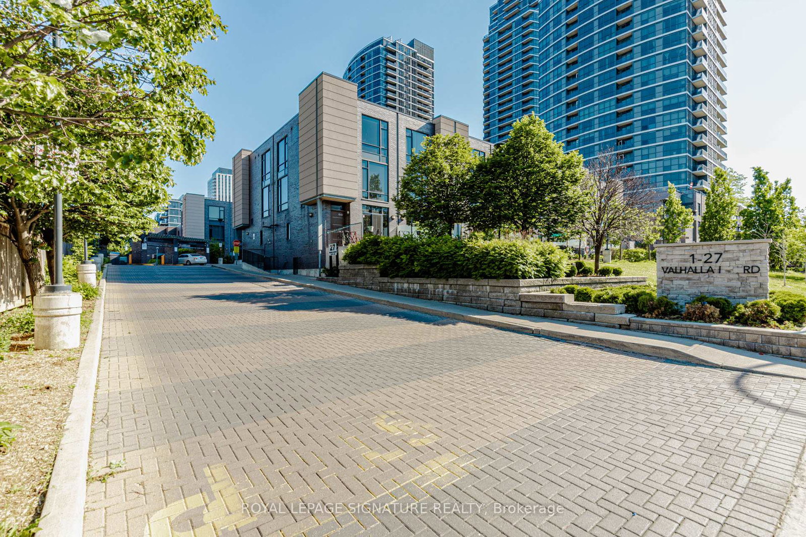 5-valhalla-inn-road-etobicoke-ontario-w13242936