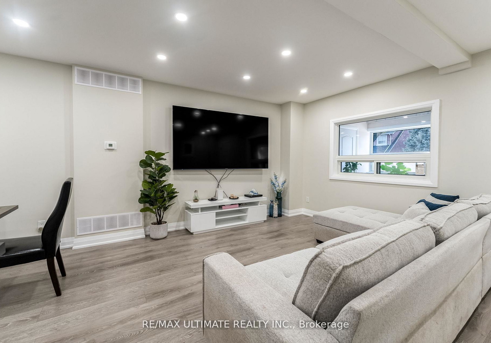 47-mahoney-avenue-north-york-ontario-w13242984
