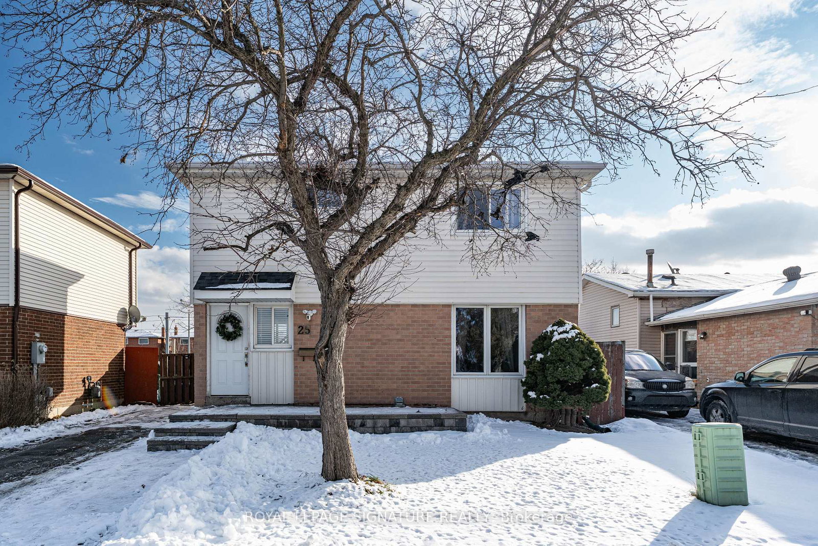 25-hun-crescent-etobicoke-ontario-w13243006