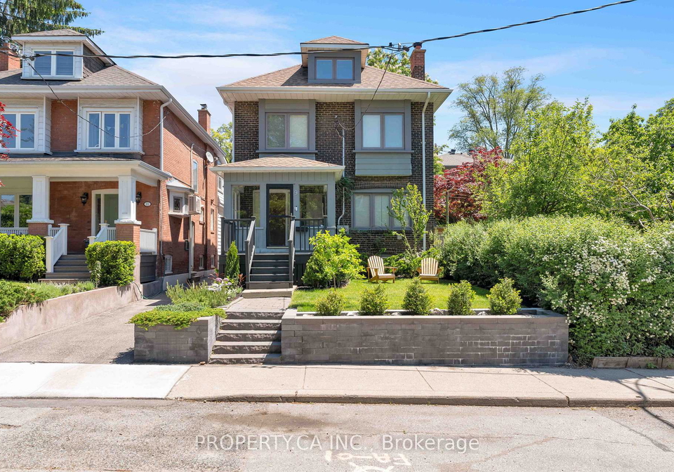 9-fairview-avenue-toronto-ontario-w13243068