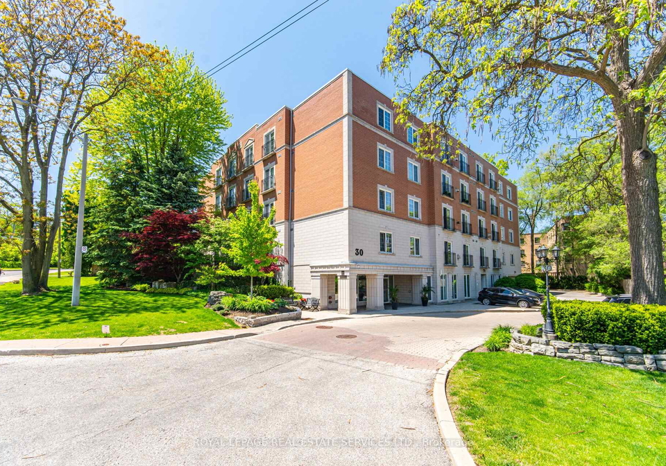 30-anglesey-boulevard-etobicoke-ontario-w13243100