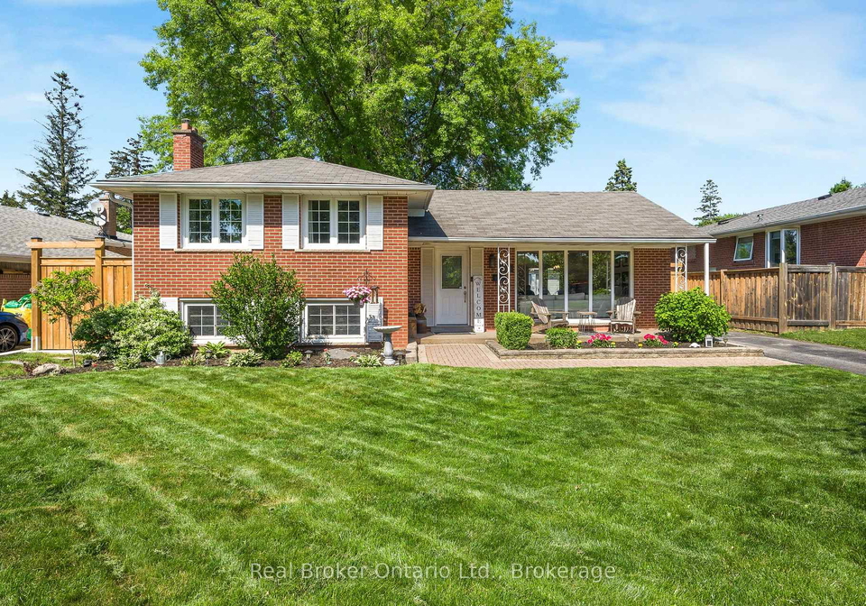 377-duncombe-drive-burlington-ontario-w13243400
