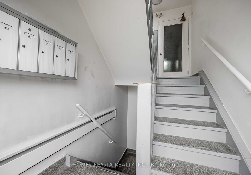 2255-kipling-avenue-etobicoke-ontario-w13243470
