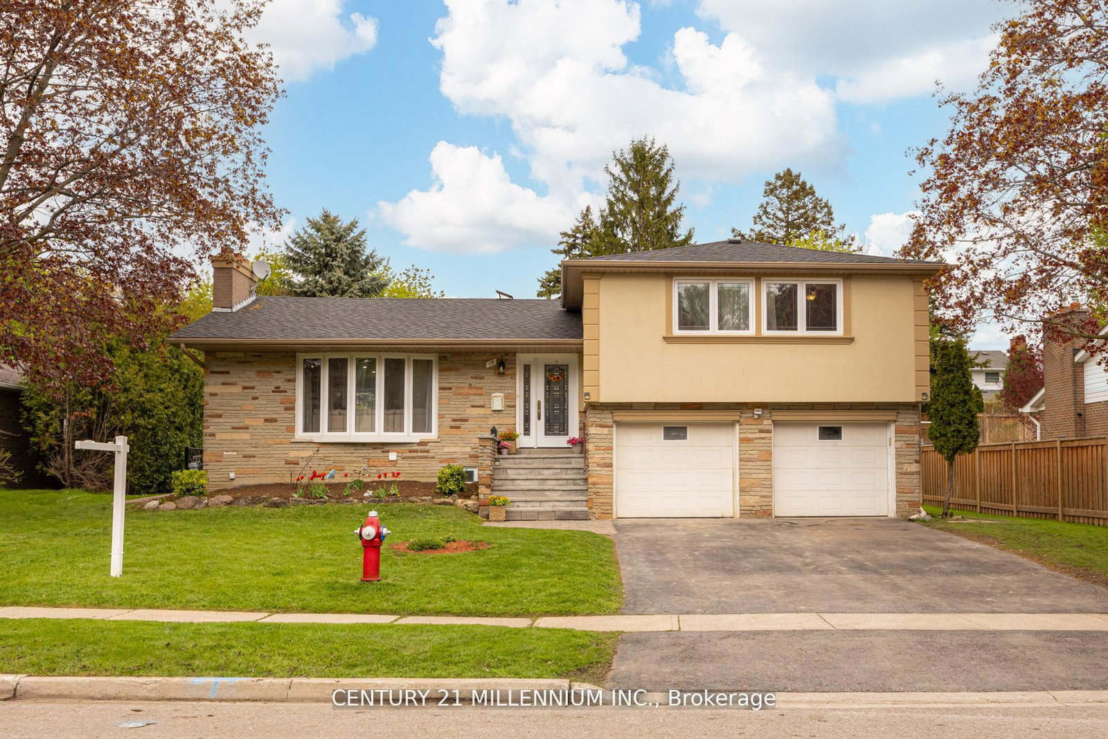 18-ridgehill-drive-brampton-ontario-w13243696