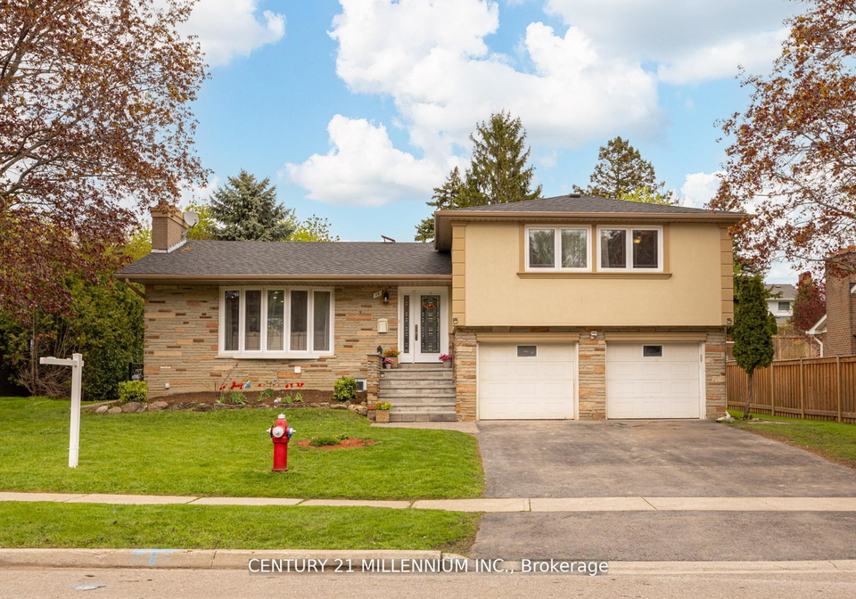 18-ridgehill-drive-brampton-ontario-w13243696
