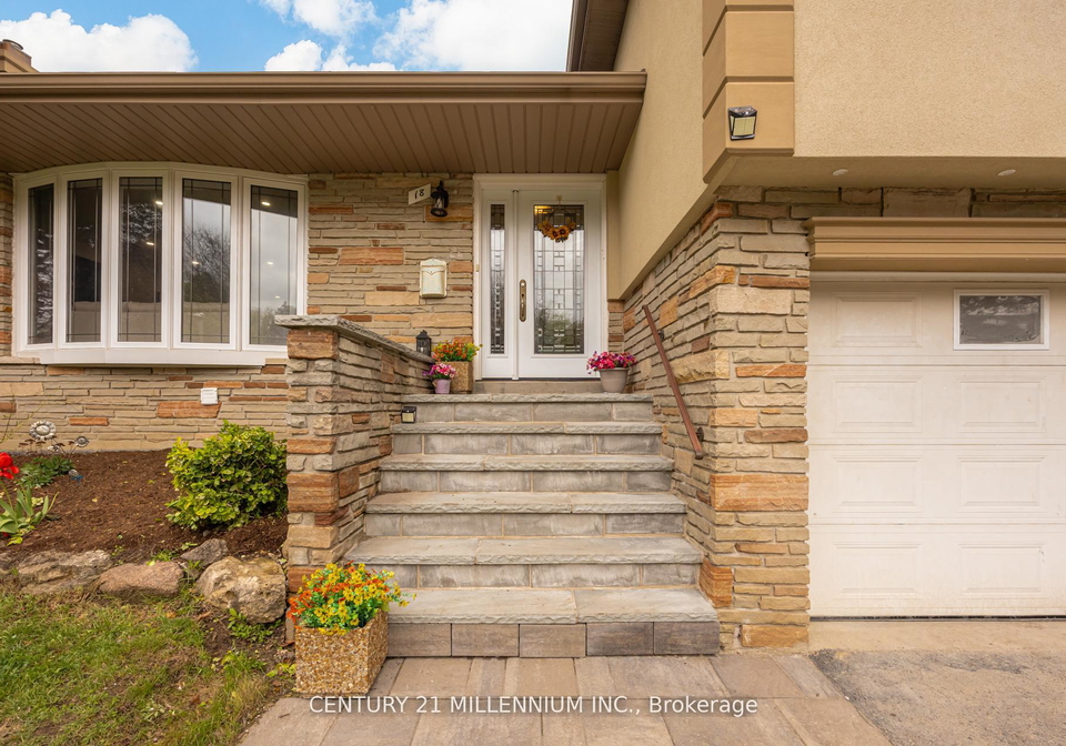 18-ridgehill-drive-brampton-ontario-w13243696