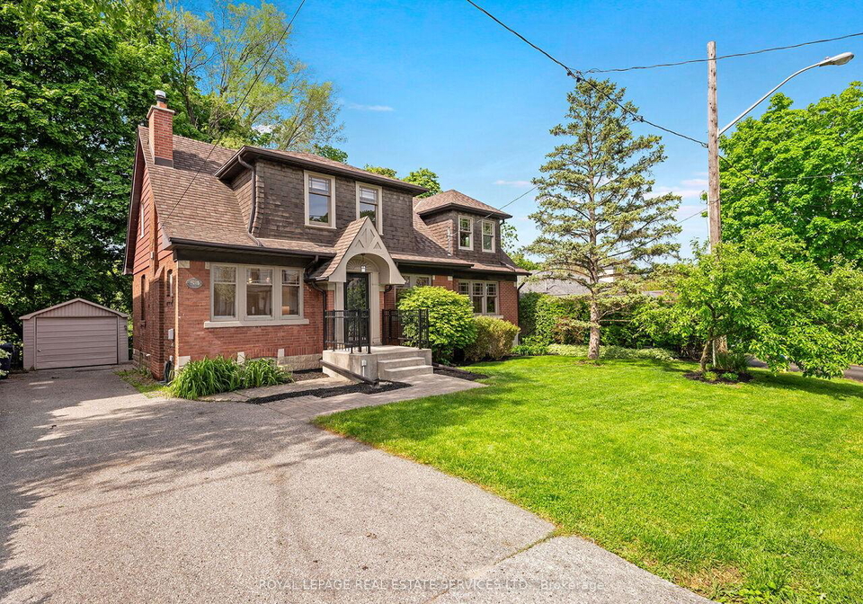 54-oakfield-drive-etobicoke-ontario-w13243772
